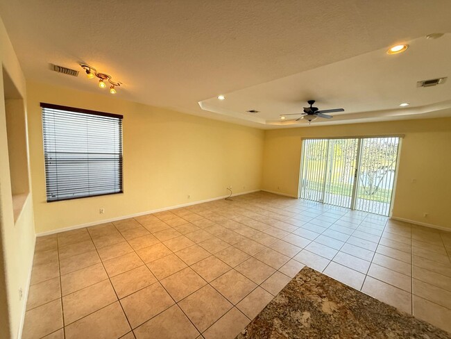 Building Photo - 5074 Massy Dr