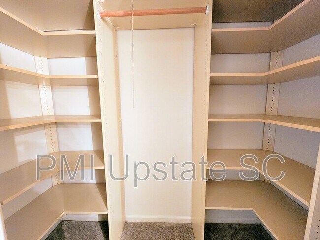 Building Photo - 3106 Bethel Rd