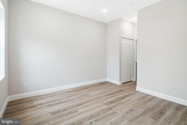 Building Photo - 4828 Paschall Ave