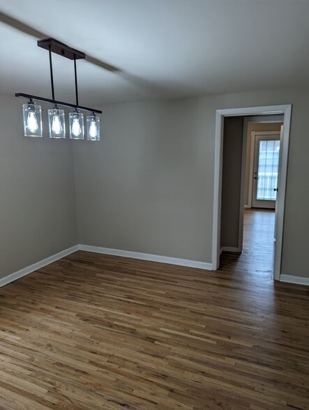 Building Photo - 161 Kimberly Ave