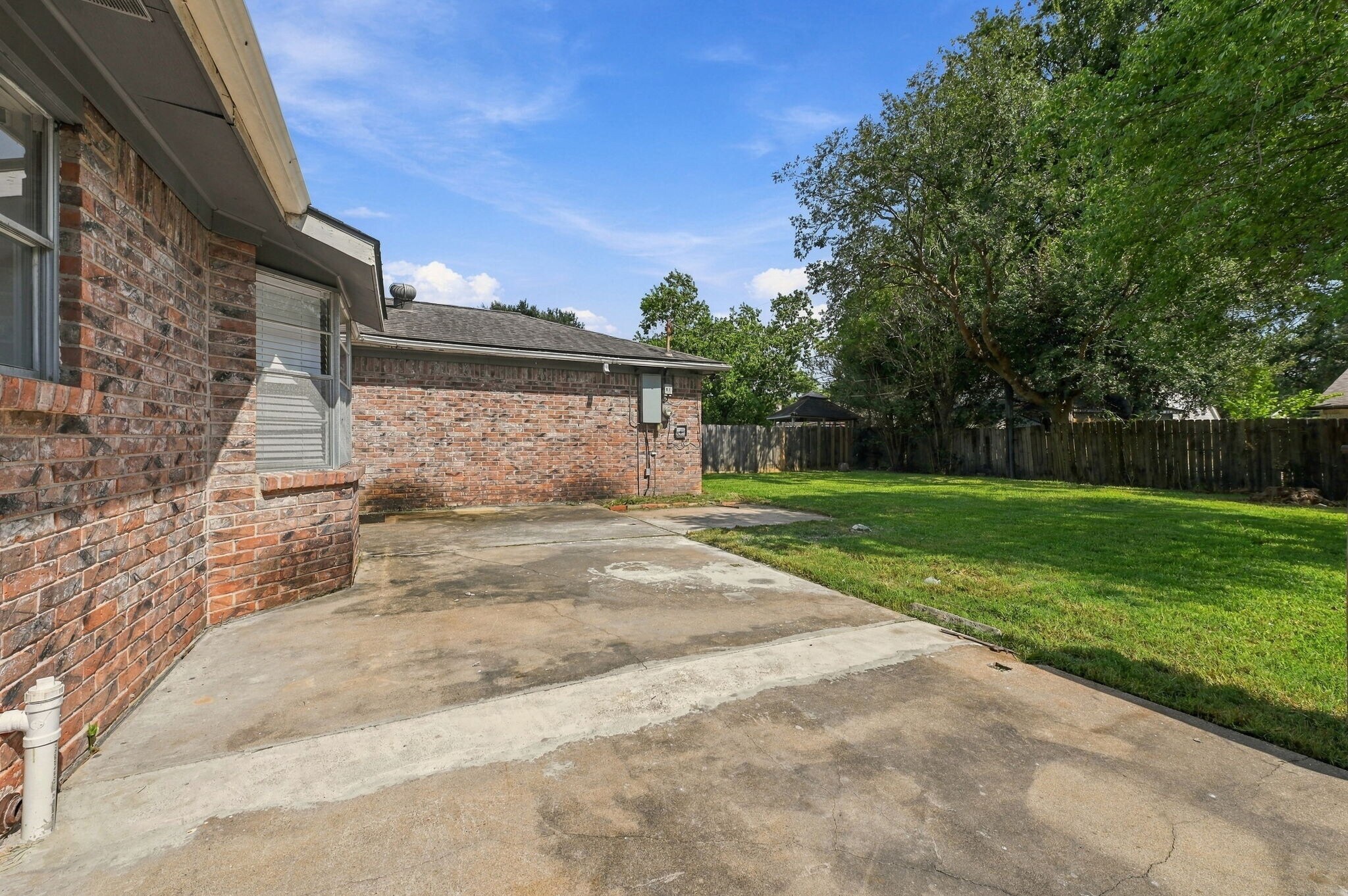 Building Photo - 8339 Carvel Ln