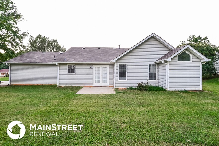 Building Photo - 133 Willow Springs Ln