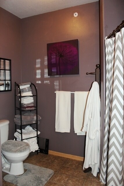 Building Photo - $1,450 | 3 Bedroom, 2 Bathroom Condo | Pet Friendly* | Available for July 1st, 2026 Move In!