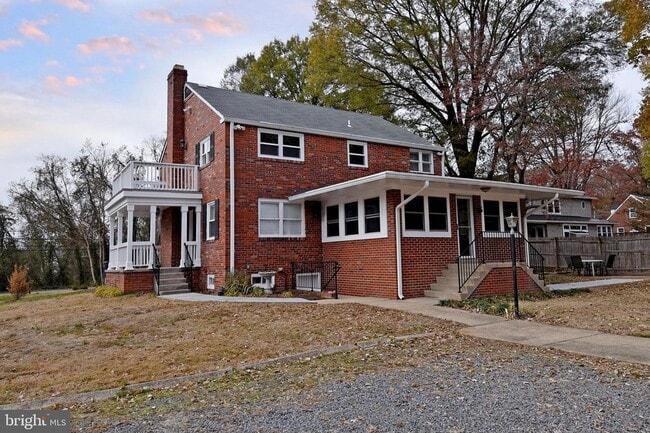 Building Photo - 7125 Harrison Ln