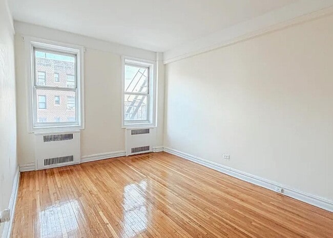 Building Photo - 6300 Riverdale Ave