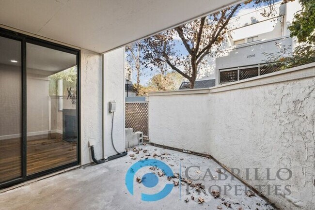 Building Photo - 2236 River Run Dr