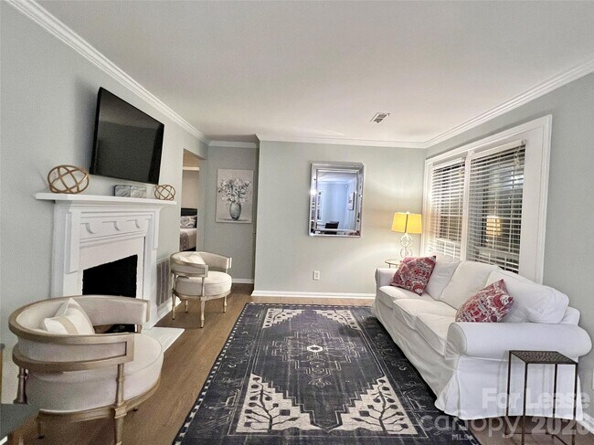 Building Photo - 4638 Murrayhill Rd