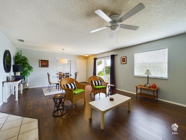 Building Photo - MOVE-IN SPECIAL! $500 OFF 1ST MONTHS RENT ...