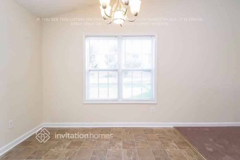 Building Photo - 122 Greystone Cir