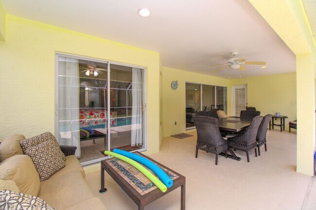 Building Photo - ** 4 BED-3 BATH PRIVATE SINGLE FAMILY POOL...