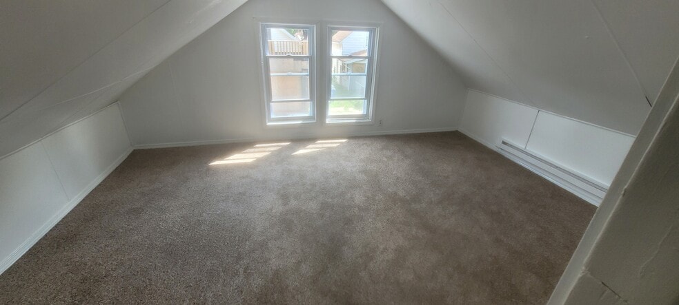 Building Photo - 3106 Otokar Ave