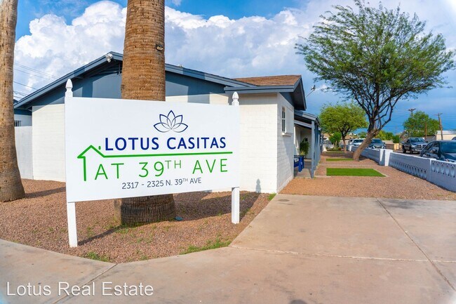 Building Photo - 2 br, 1 bath House - 2323 N 39th Ave.