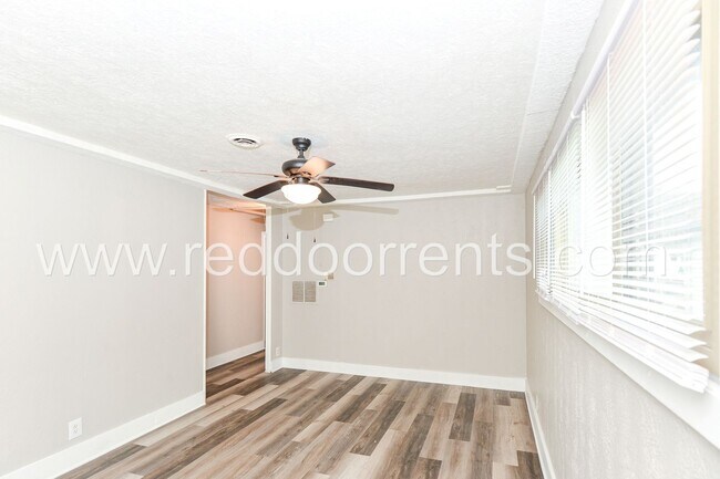 Building Photo - Coming soon! - Experience Urban Sophistica...