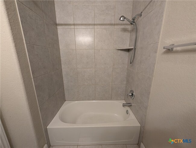 Building Photo - 1211 FM306