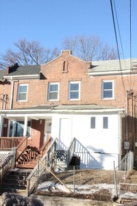 Building Photo - 35 Ives St