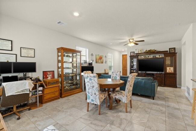 Building Photo - 9814 Mls Orch Dr