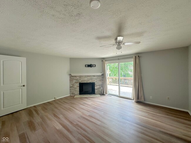 Building Photo - 9430 Aspen Grove Ln