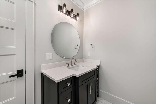 Building Photo - 402 Timberview Trail