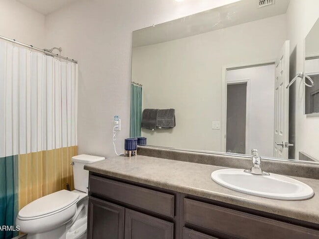 Building Photo - 6645 W Pleasant Oak Ct
