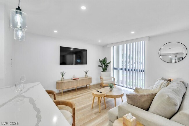 Building Photo - 3930 University Center Dr