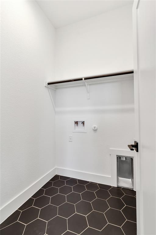 Building Photo - 8589 Meridy Lp