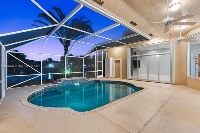Building Photo - 5135 Kensington Cir