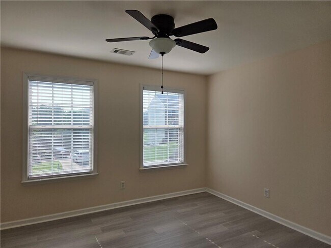 Building Photo - 8155 Cavendish Pl