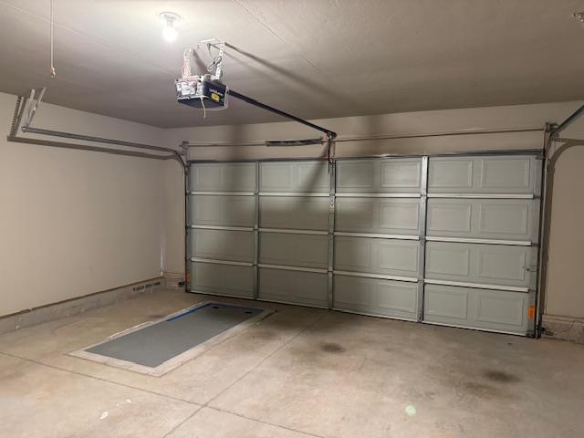 Building Photo - 1007 Eaglerock Ln