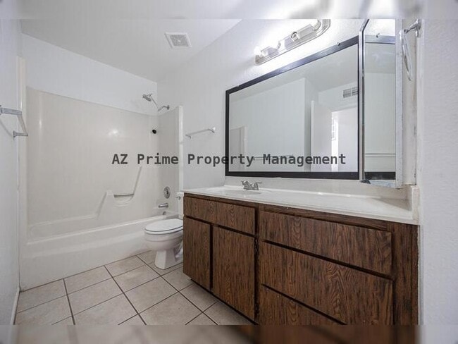 Building Photo - 7314 N 43rd Ave