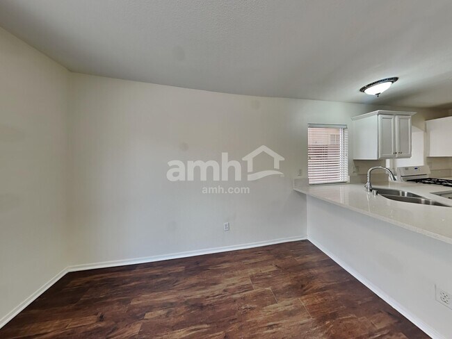 Building Photo - 7592 Mermaid Song Ct