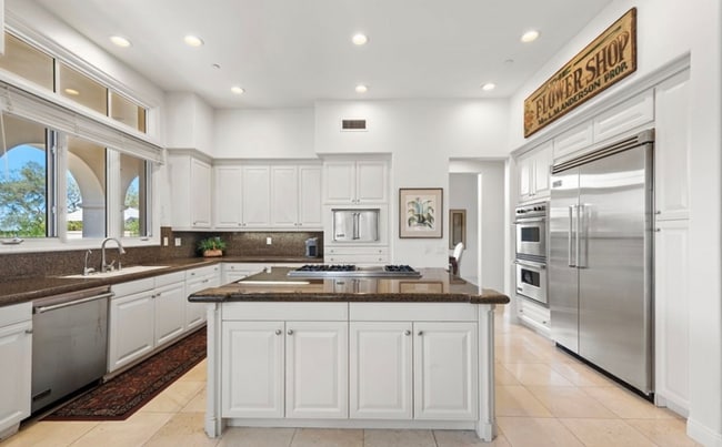 Building Photo - 21 Via Palladio