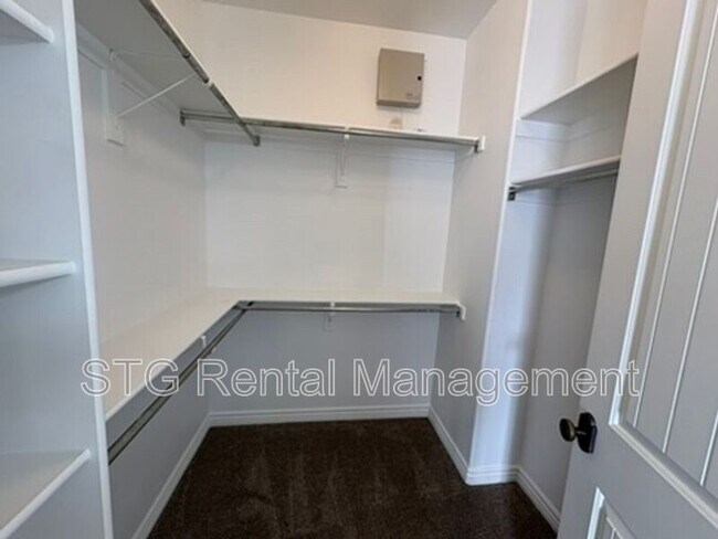 Building Photo - 668 Rio Virgin Dr