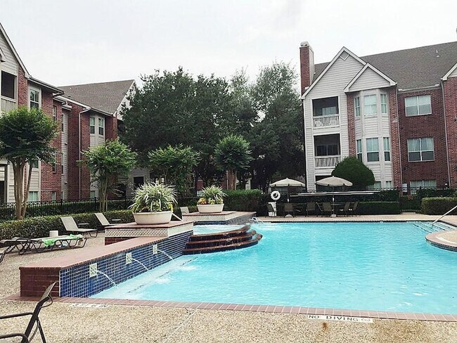 Building Photo - 1330 Old Spanish Trl