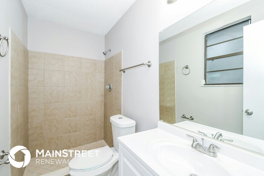 Building Photo - 2633 Sandusky Ave E