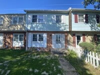 Building Photo - 2538 Sedgewick Pl