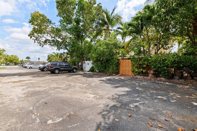 Building Photo - 1363 NW 66th Ave