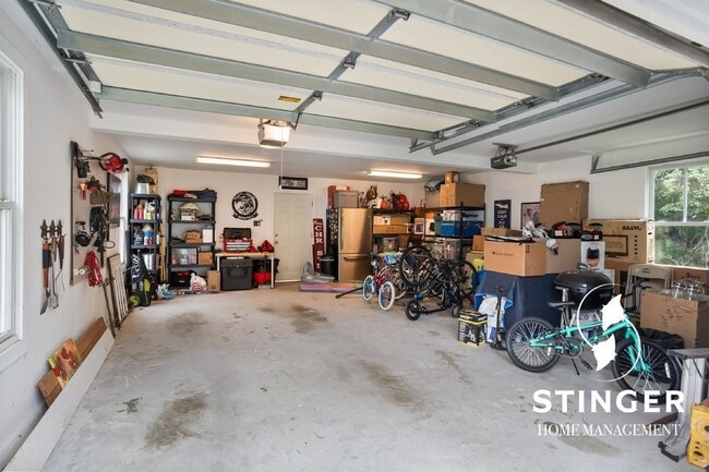 Building Photo - 14 Halsey Cir