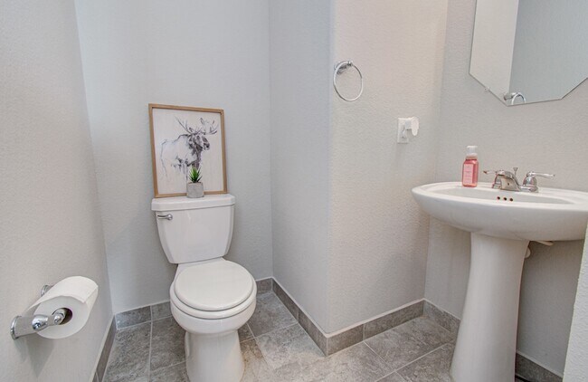 Building Photo - 2202 Anzio Ct