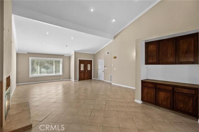 Building Photo - 18123 Delano St