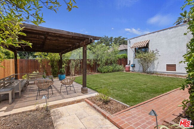 Building Photo - 1700 Morada Pl
