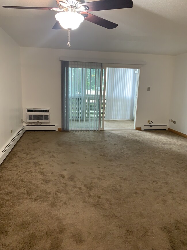 Building Photo - 745 S Alton Way