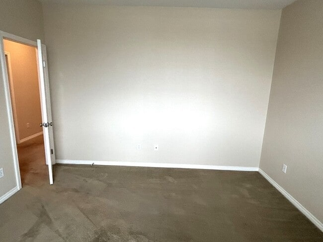 Building Photo - 3502 RAWLEY ST CORONA 92882 (5 BED / 3.5 B...