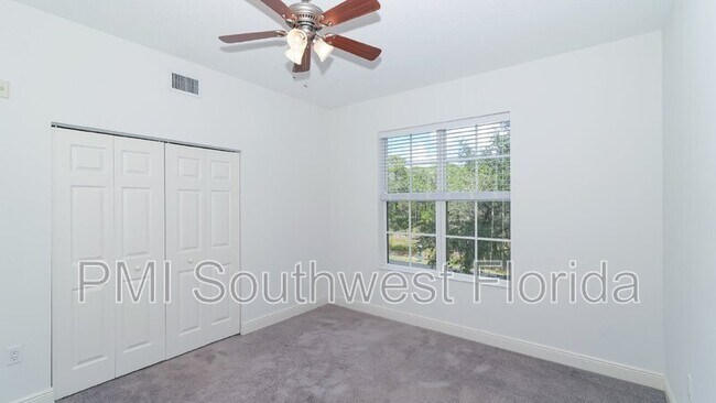 Building Photo - 6438 Water Crest Way