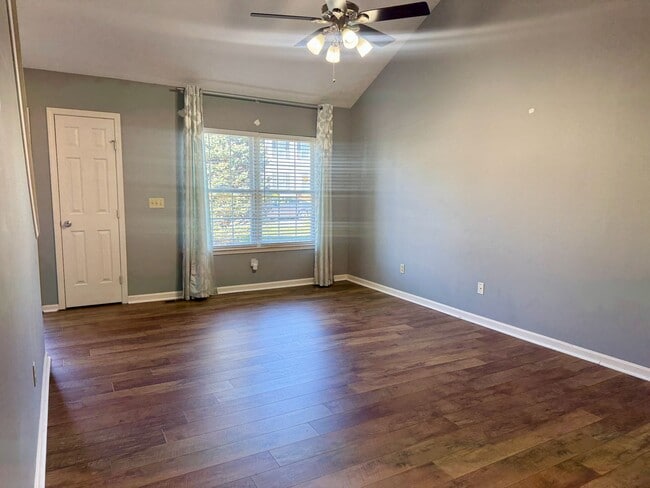 Building Photo - 4113 Mimosa View Dr