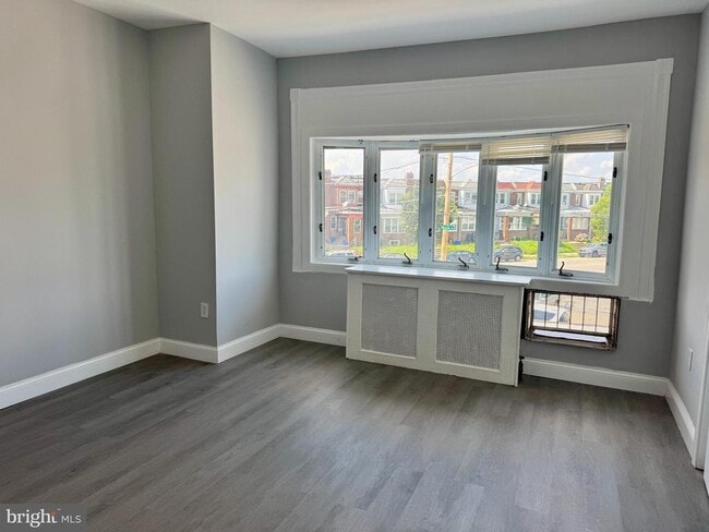 Building Photo - 2128 W 65th Ave