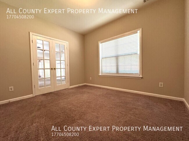 Building Photo - 1794 Taylor Oaks Dr