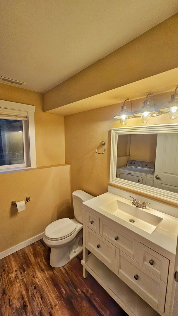 Building Photo - Beautiful 3 Bed 2.5 Bath Tri-level in Beautiful Covington.