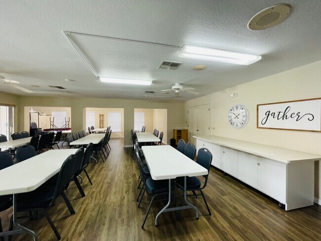 Building Photo - 25100 Sandhill Blvd