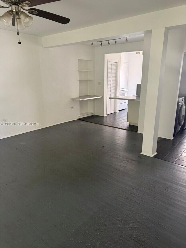 Building Photo - 424 NE 82nd St
