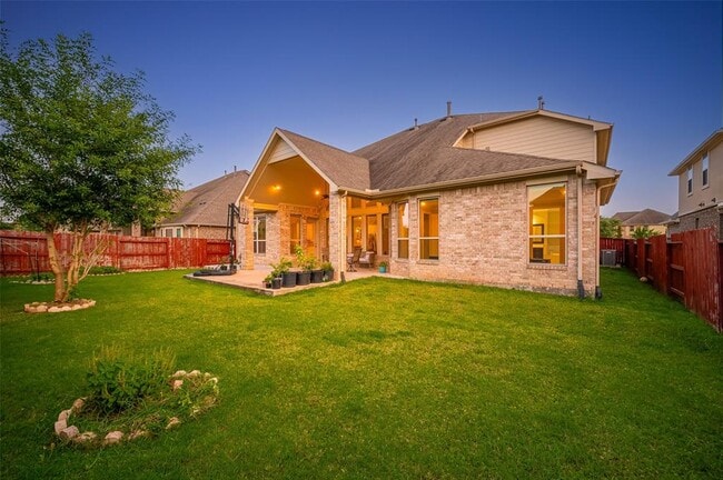 Building Photo - 16818 Calcots Dr